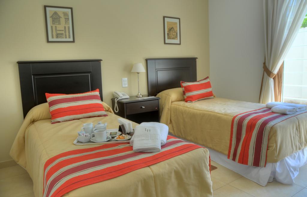 Laplace Hotel Córdoba Værelse billede